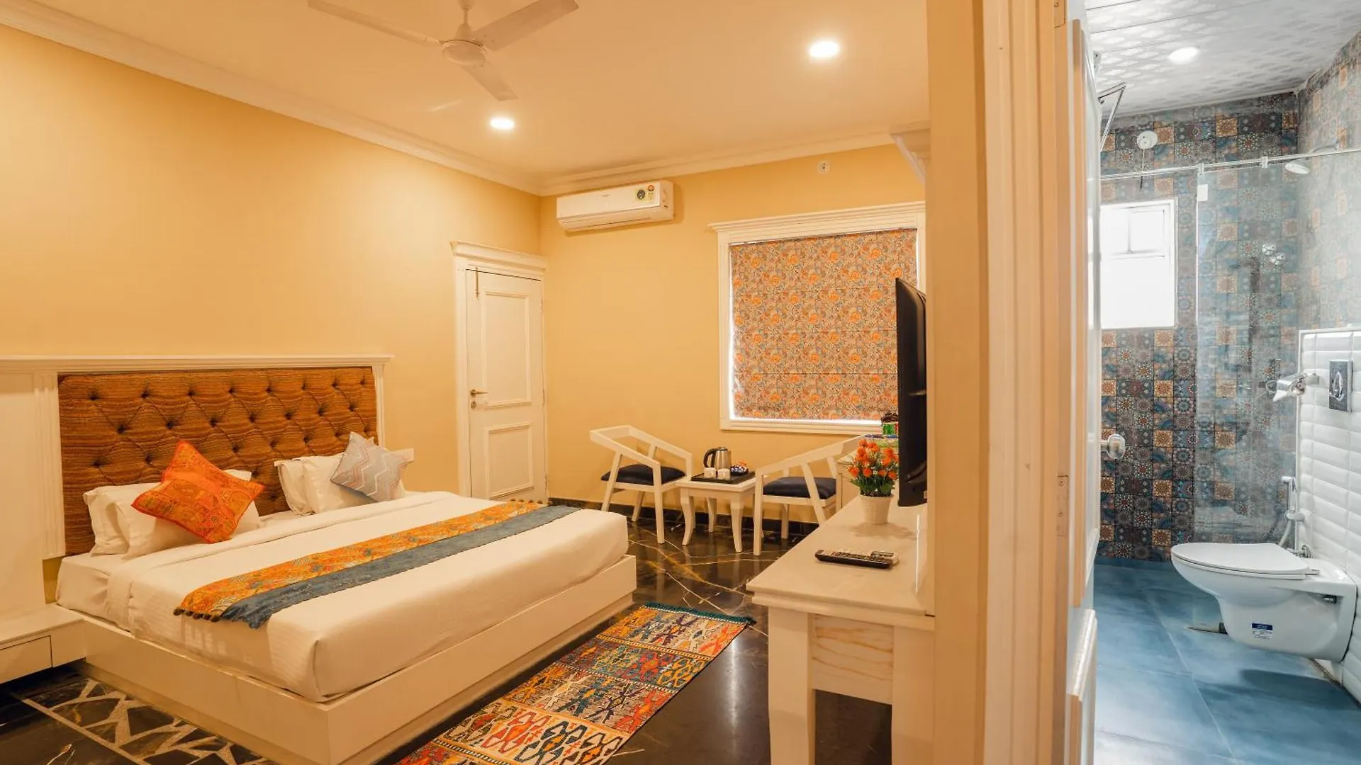 Tripli Hotels White Manor Udaipur