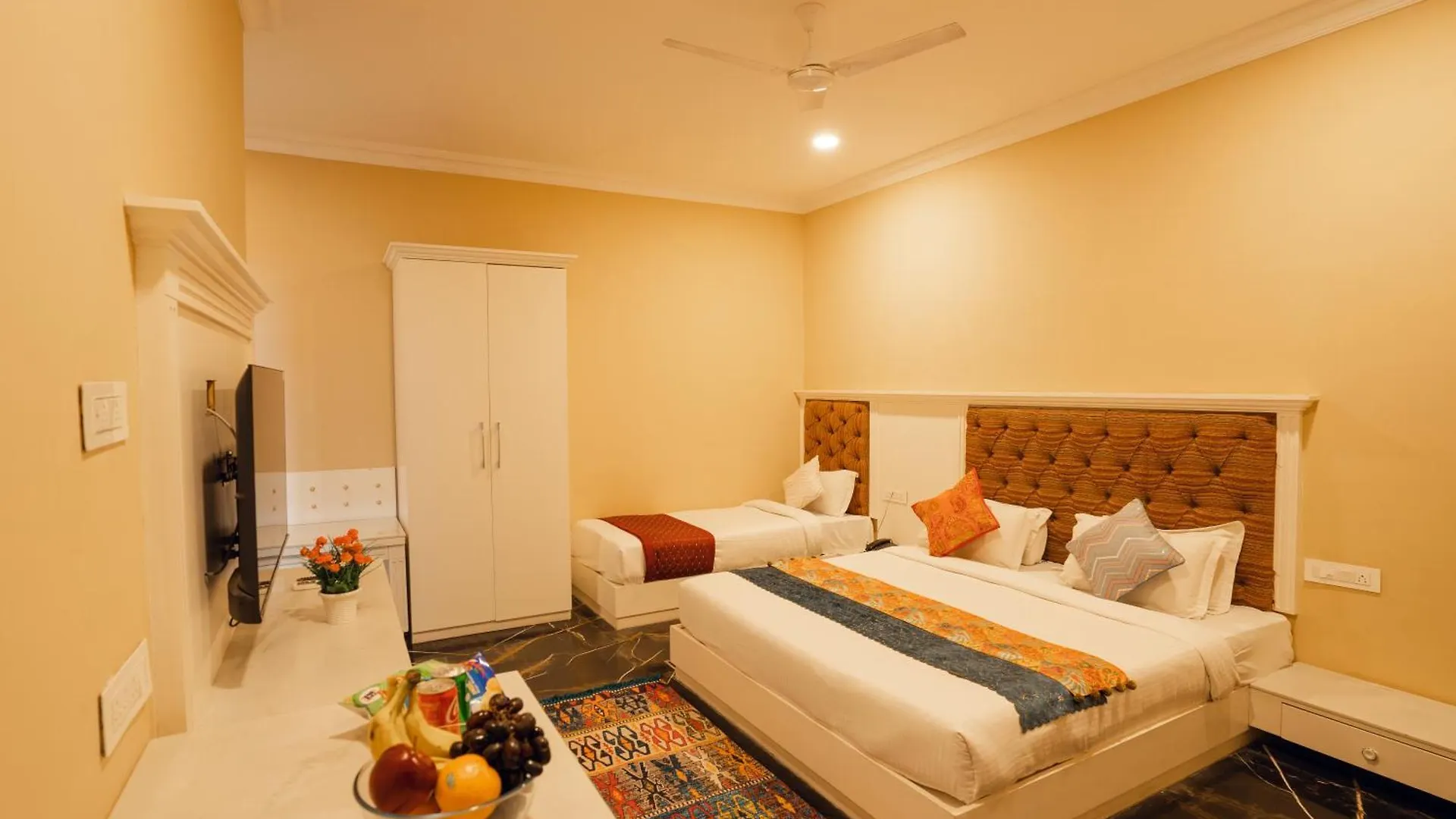 Tripli Hotels White Manor Udaipur