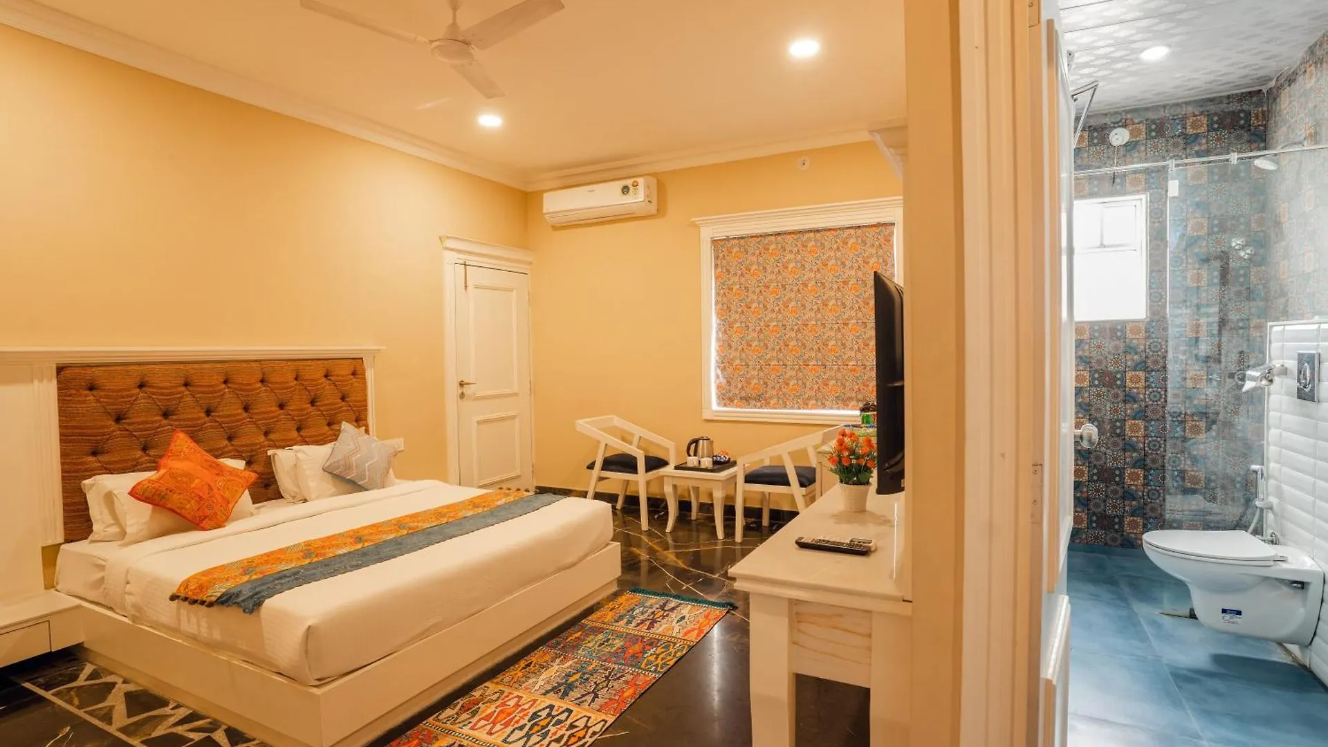 Tripli Hotels White Manor Udaipur
