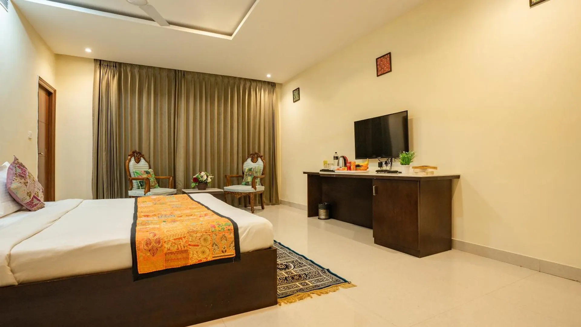 Tripli Hotels White Manor Udaipur