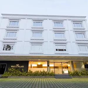 https://white-palace-hotel.kerala-hotels.net