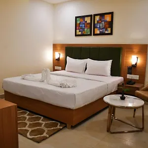 https://the-barrel-house.hotels-varanasi.com