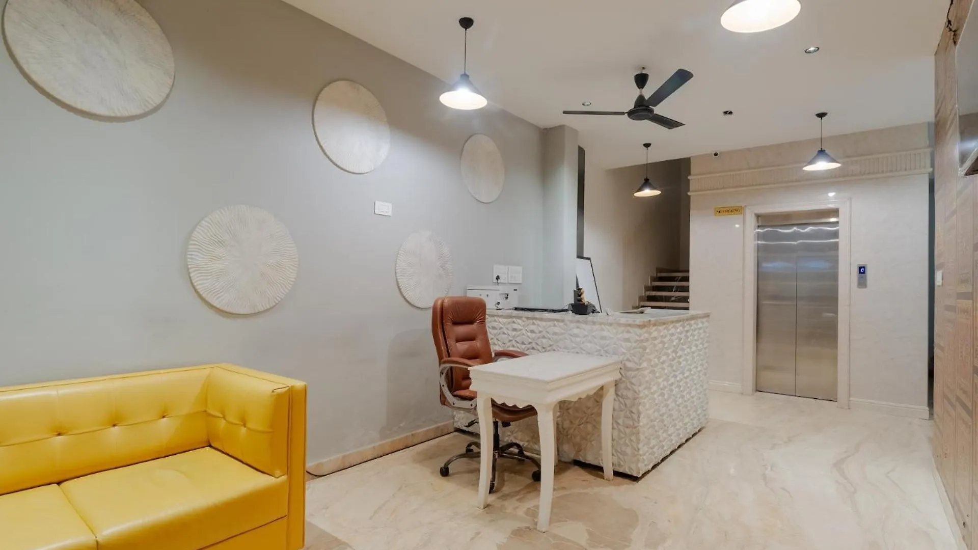 Tripli Hotels White Manor Udaipur