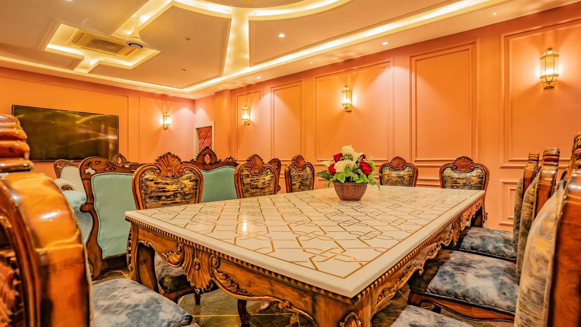 Tripli Hotels White Manor Udaipur India